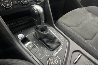 Volkswagen Tiguan r-line 2.0 TDI 4x4 DSG Keyless Webasto - 10