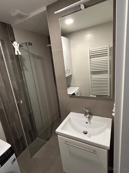 Prenájom 2-izb. bytu, Bellova, LM - 10