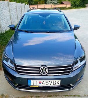 Volkswagen Passat B7 2.0 TDI - 10