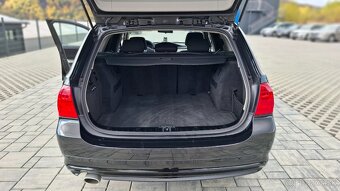 E91 Touring 320D A/T - 10