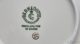 Staré porcelánové taniere a misa -motív  3 .grácií - 10