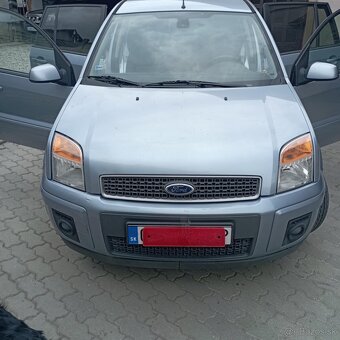 Ford fusion - 10