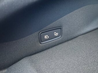 Predám TESLA MODEL Y JUNIPER LONG RANGE skladom - 10