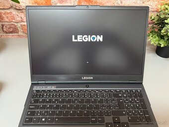 LENOVO Legion 5\i5 10300H\16GB\RTX 2060\SSD\144Hz - 10