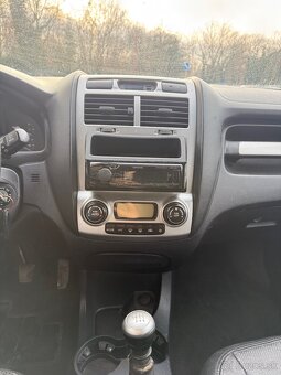 KIA Sportage 2.0 CRDI - 10