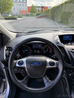 Ford Kuga 2.0 TDCi AWD 120 kW r.v. 2013 automat - 10