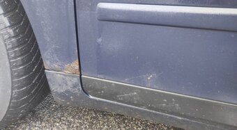 Predám Audi A4 1.9 TDI combi - 10