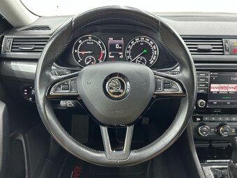 Superb Combi 2,0 TDI Style 140kW 4x4 Ťažné Top stav - 10