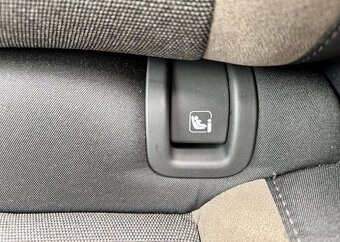 Škoda Octavia SCOUT 2.0 TDI DSG COMBI nafta automat 147 kw - 10