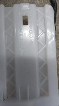 HYUNDAI i30 zámok ,kľučka ,motorček, tapacír - 10