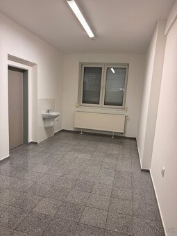 Budova Predaj Vranov n/t podnikanie a bývanie - 10