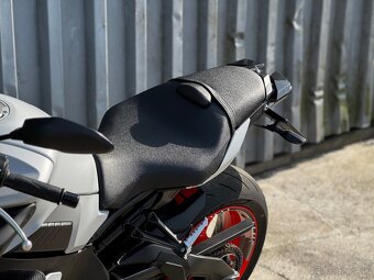 Yamaha MT 10 - 10