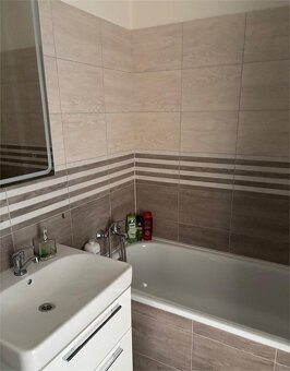 Na prenájom 2 izbový byt Myslenická 600,- Eur - 10