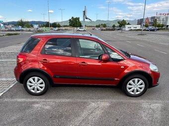 Suzuki SX4 - 10