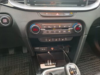 Kia Ceed sw Gold plus 1.5 117,5 kw - 10
