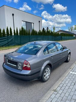 Volkswagen Passat 1.9 TDI Business - 10