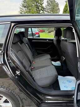 Volkswagen Passat Variant 2.0 TDI EVO Business DSG - 10