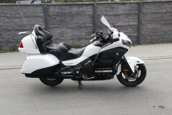 Honda Goldwing GL1800 - 10