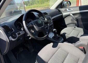 Škoda Octavia 1,4 TSI ELEGANCE SERVISKA benzín manuál 90 kw - 10