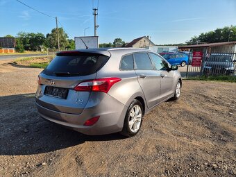 Hyundai i30 cw - 10