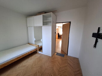 Na predaj 3 izbový byt v centre mesta Senica. - 10