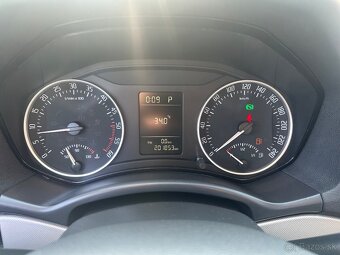 Škoda octavia 2 lift 2.0tdi CFH 103kw Dsg - 10