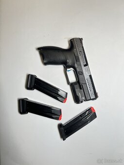 CZ P10C - 10