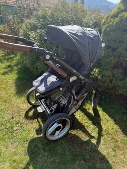 Mutsy evo & britax - 10
