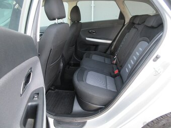 Kia Cee´d SW 1.6 GDI LX/Silver s odp. DPH - 10