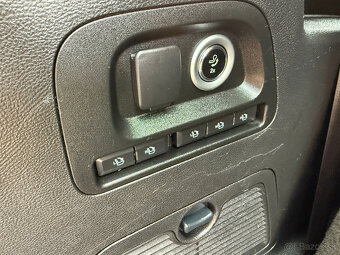 Ford S-MAX 2.0 TDCI Automat 7 miestny odpočet DPH - 10