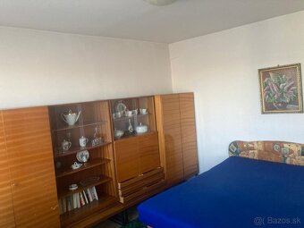 Prenajmem 3 izbový byt v centre - 10