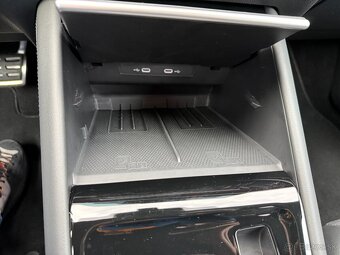 VW Tiguan R LINE 2.0 TSI 195kw 4MOTION DSG 4/2025 - 10