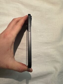 iPhone 15 128GB - 10