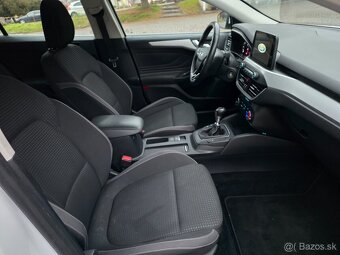 Ford Focus 1.5 TDCi EcoBlue Titanium - 10