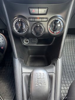 Peugeot 208 1.4 benzin 70kw 80000km - 10