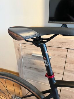 Cestný bicykel Cube - 10