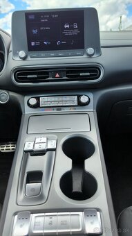 Hyundai Kona Electric 136 koni, 37 167 km,rok 2021, Top stav - 10