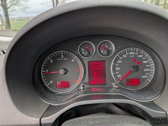 Audi A3 8P sportback 2.0 tdi 103kw BMM DSG - 10