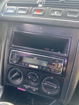 Volkswagen Golf 4 1,9TDI 74KW Rok výroby 2003 - 10