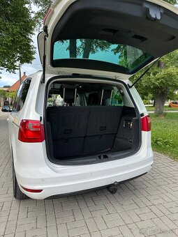 Seat Alhambra Exclusive 2,0Tdi-140Ps-Rv:2011,Kamera,7Miestna - 10