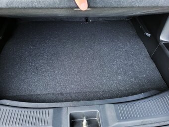 Suzuki SCROSS Hybrid 1,4 Benzin - 10