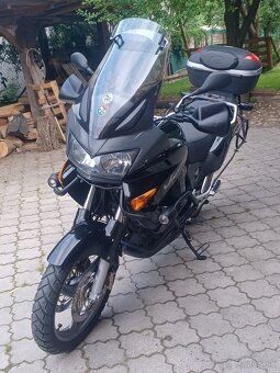Honda Varadero xl 1000 - 10