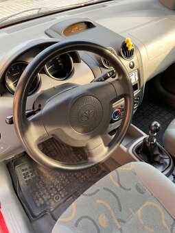 Daewoo Kalos - 10