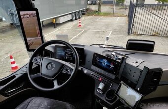 Tahac Mercedes Benz Actros 1843 4x2 - 10