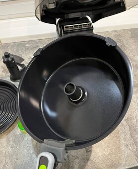 Tefal ActiFry 2-in-1 YV960133 Teplovzdušná fritéza - 10
