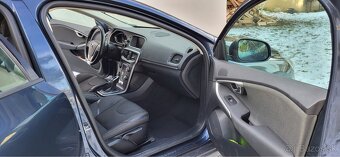 Volvo V40 cross country - 10