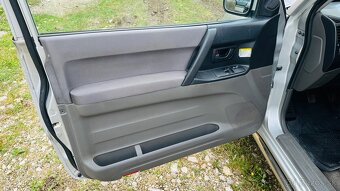 Mitsubishi Pajero 4x4 3dv - 10