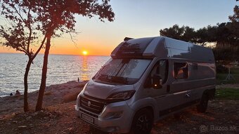 Komfortný karavan Dreamer Campervan XL – automat, 4 miesta, - 10