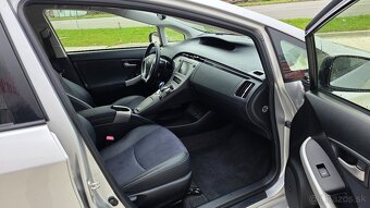 Toyota PRIUS 3 Hybrid Executive 11/2012 - 10