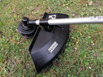 Krovinorez 4-takt - 10